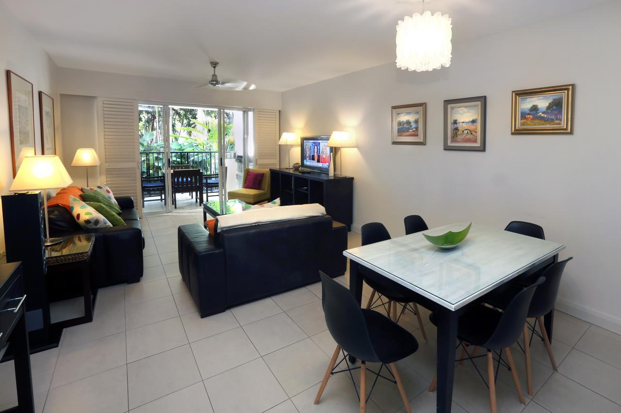 The Beach Club Premium Private Apartments Palm Cove Exterior photo